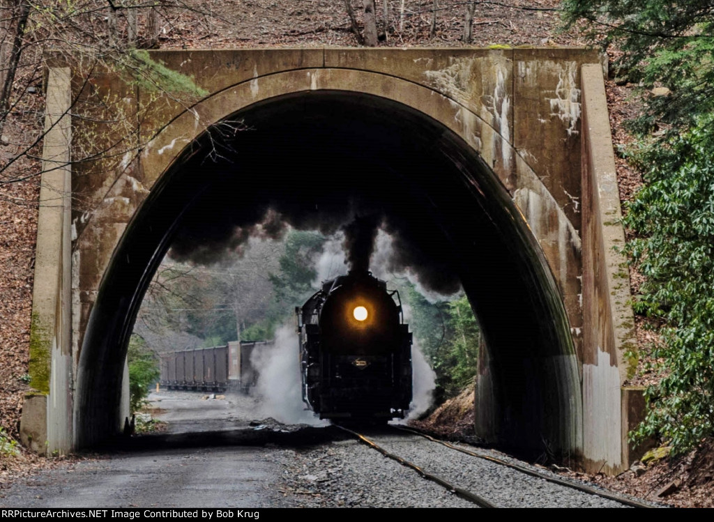 RBMN 2102 in the Nesquehoning "Tunnel" - actually the PA route 93 overpass